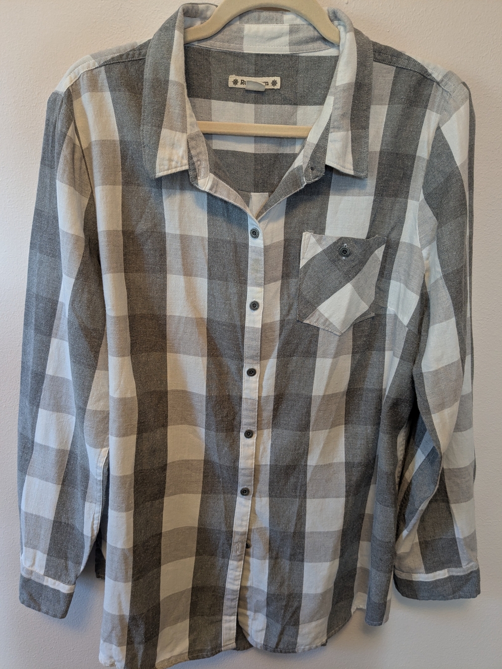Ruff Hewn Gray and White Plaid Casual Button-Down Shirt